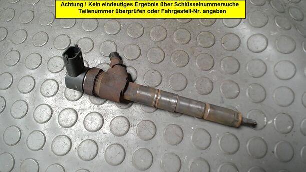 Foto: DIESELEINSPRITZDÜSE/ EINSPRITZVENTIL eines Opel Astra 2.0 CDTI DPF ecoFLEX SportsTourer Start/Stop