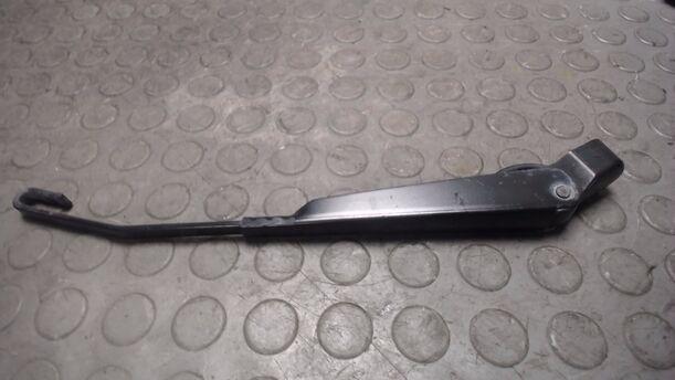 Foto: SCHEIBENWISCHERARM HINTEN eines Ford Focus