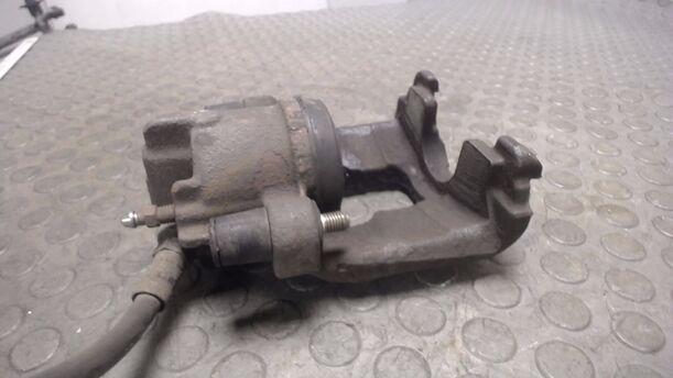 Foto: BREMSSATTEL VORN LINKS eines Ford Focus