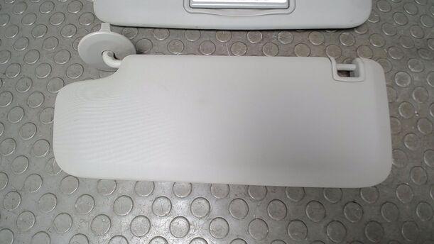 Foto: SONNENBLENDEN eines Opel Astra 2.0 CDTI DPF ecoFLEX SportsTourer Start/Stop