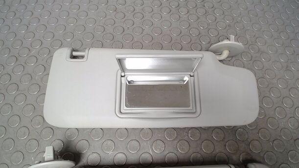 Foto: SONNENBLENDEN eines Opel Astra 2.0 CDTI DPF ecoFLEX SportsTourer Start/Stop