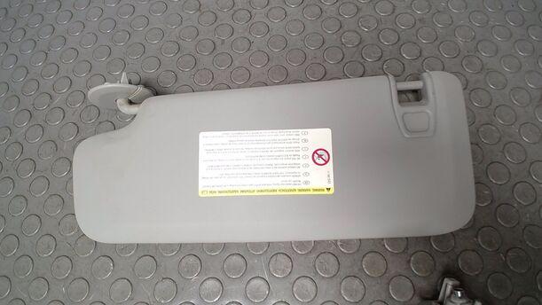 Foto: SONNENBLENDEN eines Opel Astra 2.0 CDTI DPF ecoFLEX SportsTourer Start/Stop