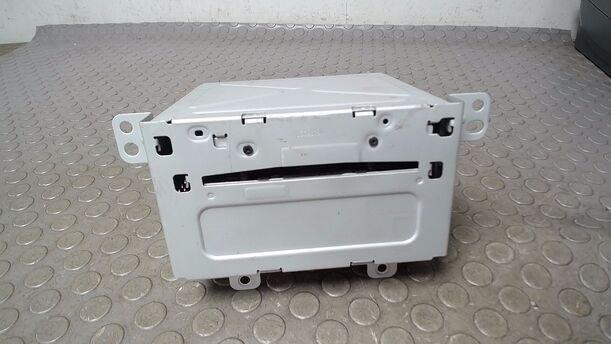 Foto: RADIO CD 400 eines Opel Astra 2.0 CDTI DPF ecoFLEX SportsTourer Start/Stop