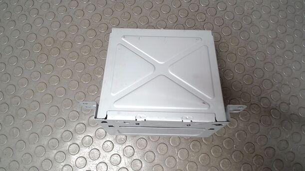 Foto: RADIO CD 400 eines Opel Astra 2.0 CDTI DPF ecoFLEX SportsTourer Start/Stop