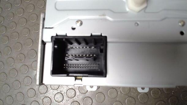 Foto: RADIO CD 400 eines Opel Astra 2.0 CDTI DPF ecoFLEX SportsTourer Start/Stop