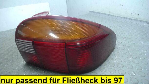 Foto: HECKLEUCHTE / RÜCKLICHT  RECHTS eines Ford Mondeo