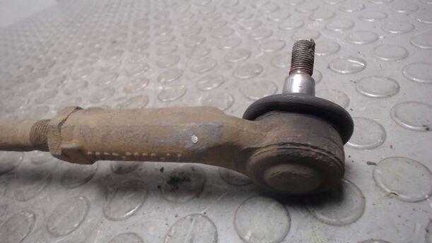 Foto: SERVOLENKUNG / LENKGETRIEBE eines Ford Mondeo