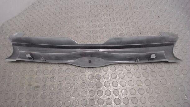 Foto: KÜHLERGRILL eines Ford Mondeo