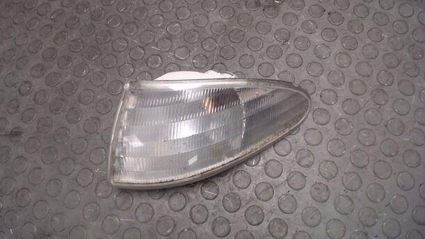 Foto: BLINKER LINKS eines Ford Mondeo
