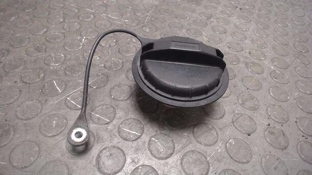 Foto: TANKVERSCHLUSS / TANKDECKEL eines Ford Mondeo
