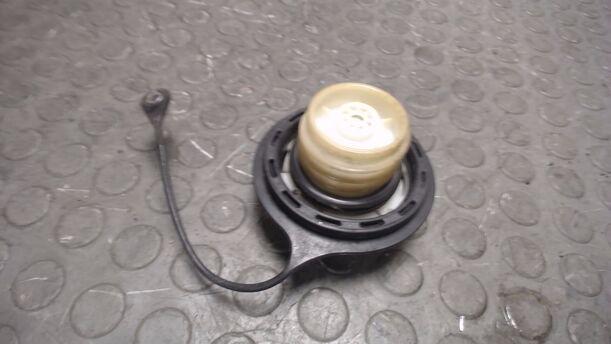 Foto: TANKVERSCHLUSS / TANKDECKEL eines Ford Mondeo
