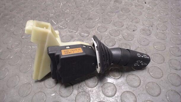 Foto: WISCHERSCHALTER eines Ford Mondeo