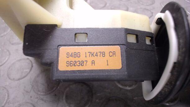 Foto: WISCHERSCHALTER eines Ford Mondeo