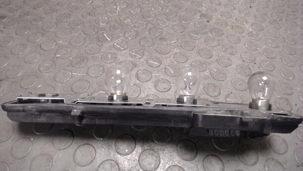 Foto: LAMPENTRÄGER HINTEN RECHTS ( CARAVAN ) eines Opel Astra 2.0 Caravan