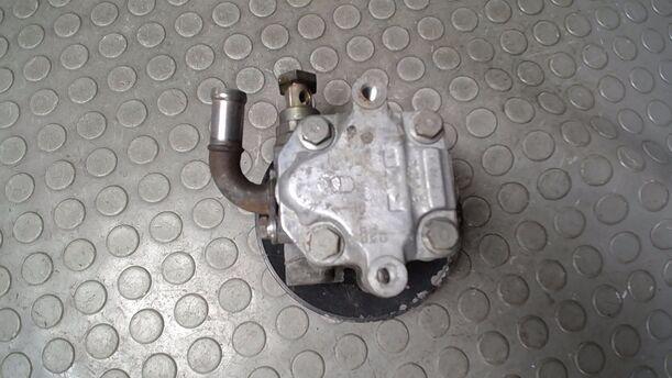 Foto: PUMPE SERVOLENKUNG/ SERVOPUMPE eines VW Passat Variant 2.0