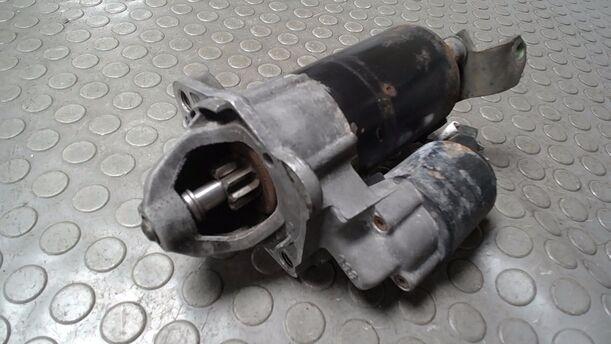 Foto: ANLASSER eines VW Passat Variant 2.0