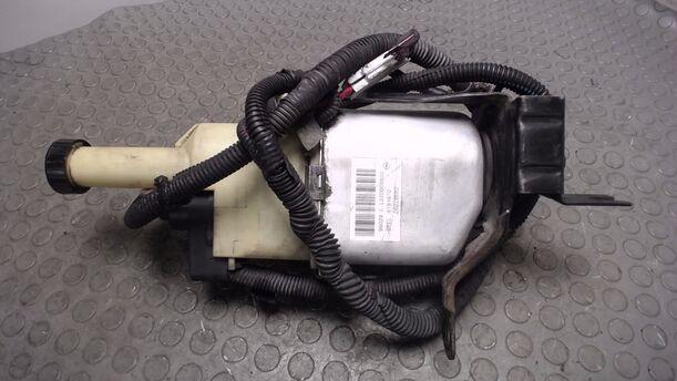 Foto: PUMPE SERVOLENKUNG eines Opel Astra 2.0 Caravan