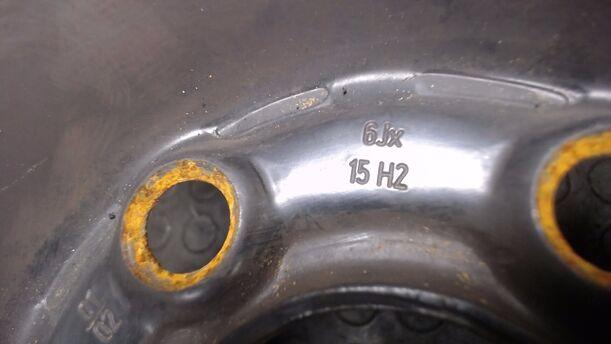 Foto: STAHLFELGE 6X15 ET38 eines VW Golf 1.4