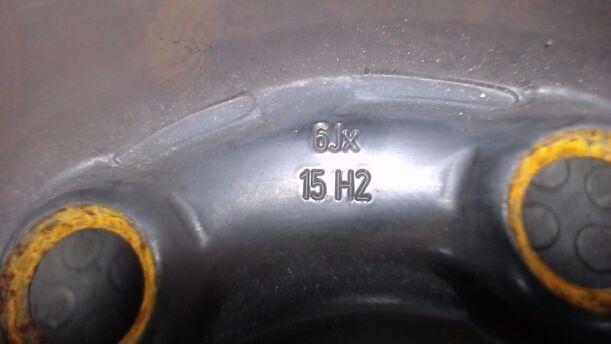 Foto: STAHLFELGE 6X15 ET38 eines VW Golf 1.4