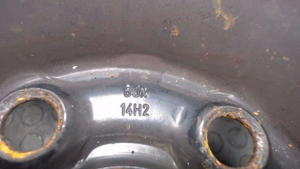 Foto: STAHLFELGE 6X14 ET38 eines VW Golf 1.6