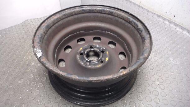 Foto: STAHLFELGE 6X14 ET38 eines VW Golf 1.6