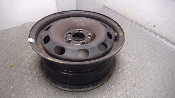 Foto: STAHLFELGE 6X14 ET38 eines VW Golf 1.6