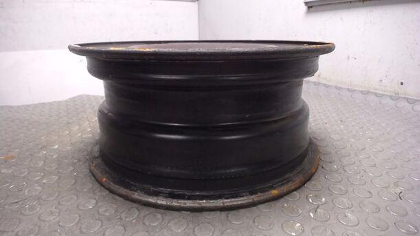 Foto: STAHLFELGE 6X14 ET38 eines VW Golf 1.6