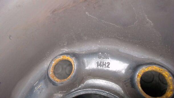 Foto: STAHLFELGE 6X14 ET38 eines VW Golf 1.6