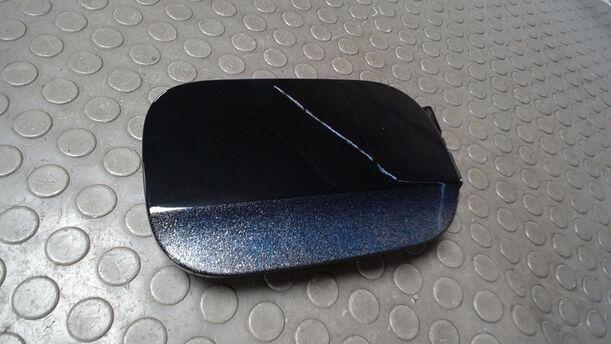 Foto: TANKKLAPPE/ TANKDECKEL eines Mercedes-Benz A 180 CDI