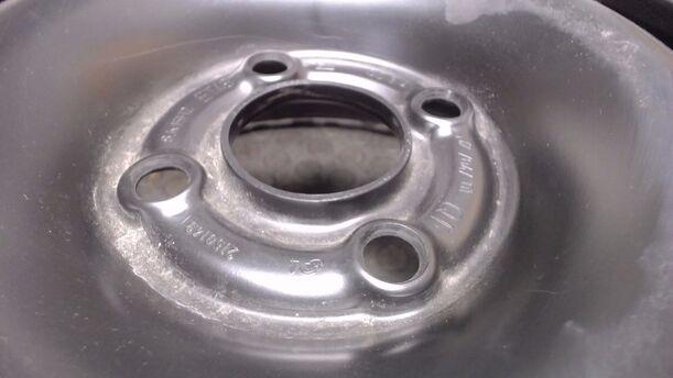 Foto: STAHLFELGE 6X15 ET49 ( UNBENUTZT ) eines Opel Astra 1.7 DTI