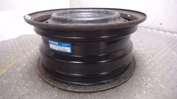 Foto: STAHLFELGE 6X14 ET45 eines Mazda 2 1.5