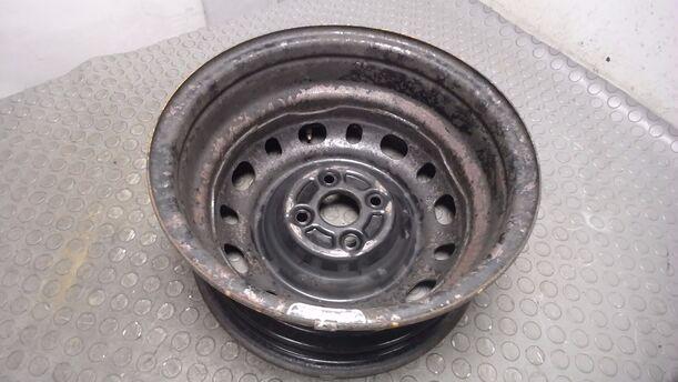 Foto: STAHLFELGE 6X14 ET45 eines Mazda 2 1.5