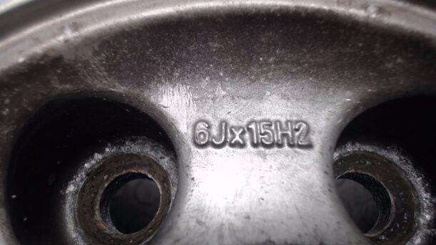 Foto: ALUFELGE 6X15 ET43 eines Seat Ibiza 1.2 12V