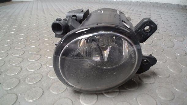 Foto: NEBELSCHEINWERFER LINKS eines Mercedes-Benz A 180 CDI