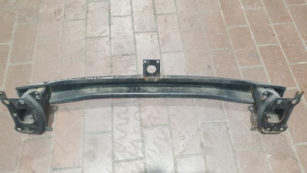 Foto: VERSTÄRKUNG VORN ( GOLF PLUS ) eines VW Golf Plus 1.4
