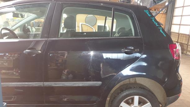 Foto: TÜR HINTEN LINKS ( GOLF PLUS ) eines VW Golf Plus 1.4