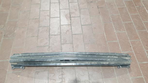 Foto: VERSTÄRKUNG HINTEN ( GOLF PLUS ) eines VW Golf Plus 1.4