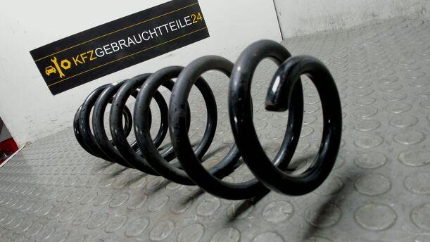 Foto: HINTERFEDER / FEDER HINTERN eines VW Golf Plus 1.4