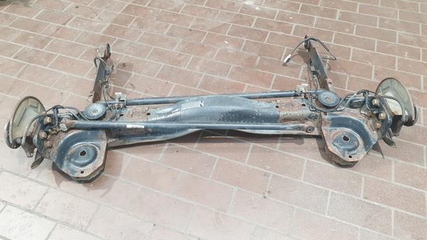 Foto: HINTERACHSE eines Peugeot Expert L1H1