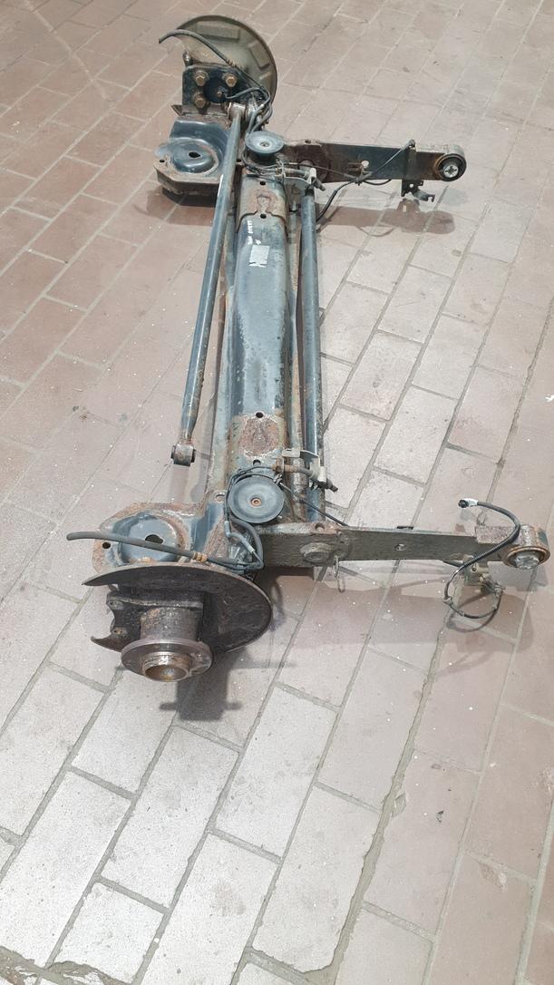 Foto: HINTERACHSE eines Peugeot Expert L1H1