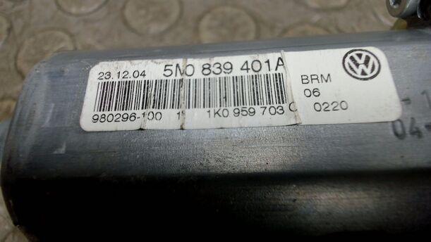 Foto: FENSTERHEBERMOTOR HINTEN LINKS eines VW Golf Plus 1.4