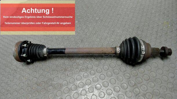 Foto: ANTRIEBSWELLE LINKS ( SCHALTGETRIEBE ) eines VW Golf Plus 1.4