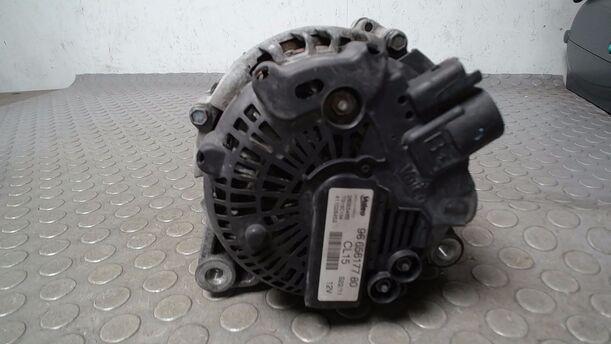 Foto: LICHTMASCHINE ( 150A ) eines Peugeot Expert L1H1