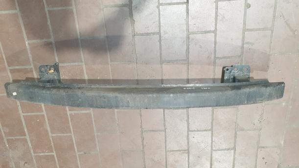 Foto: VERSTÄRKUNG VORNE eines VW Polo 1.2