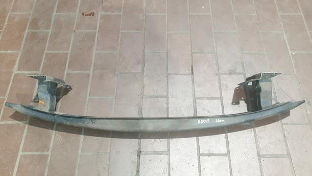 Foto: VERSTÄRKUNG VORNE eines VW Polo 1.2