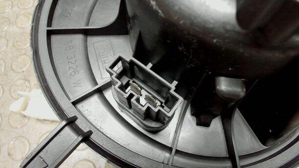 Foto: HEIZUNGSGEBLÄSE eines VW Golf Plus 1.4