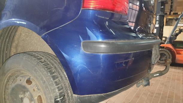 Foto: STOSSFÄNGER / STOSSTANGE HINTEN ( VOR FACELIFT ) eines VW Polo 1.2