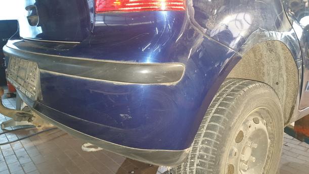 Foto: STOSSFÄNGER / STOSSTANGE HINTEN ( VOR FACELIFT ) eines VW Polo 1.2