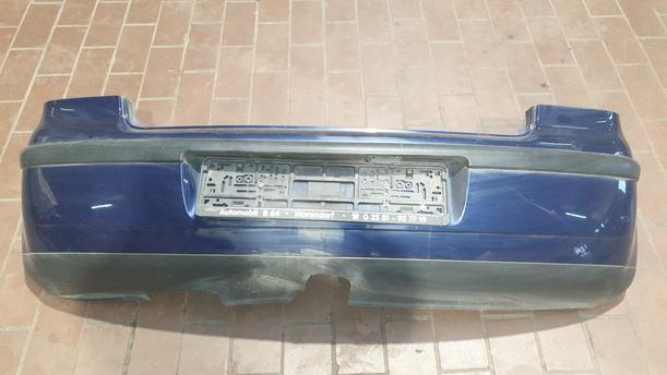 Foto: STOSSFÄNGER / STOSSTANGE HINTEN ( VOR FACELIFT ) eines VW Polo 1.2