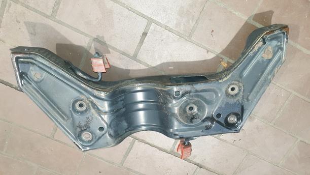 Foto: VORDERACHSE / ACHSE VORN eines VW Polo 1.2